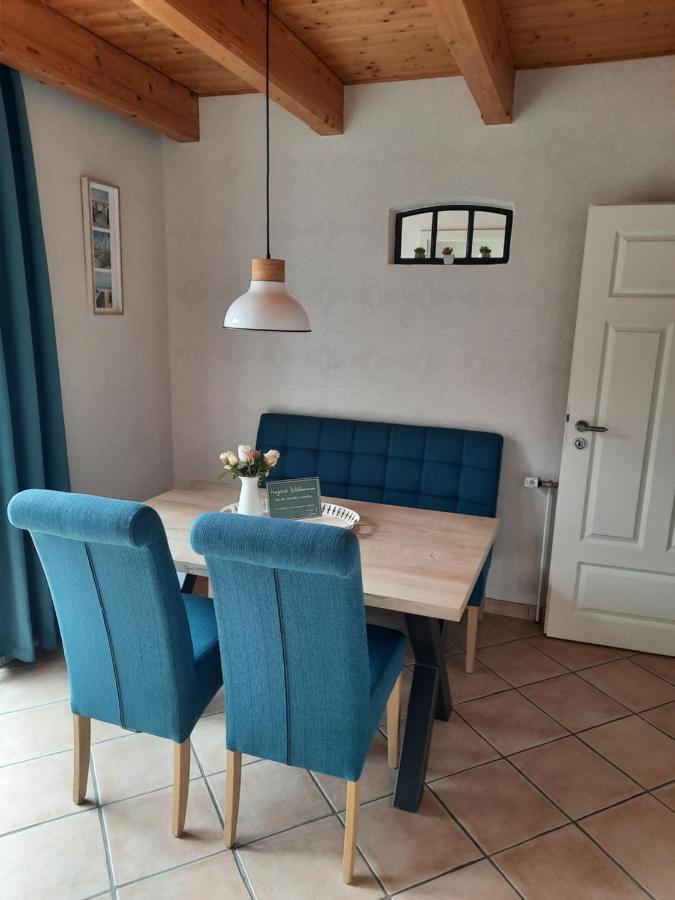 Tolles Ferienhaus In Pilsum - Ferienhaus Trientje - Mit Garten Und Ueberdachter Terrasse Buitenkant foto
